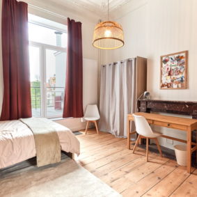 well decorated room with wooden floor in a fully renovated shared house