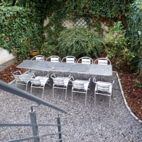 lovely terrace with gravels in a shared house to rent in Schaerbeek