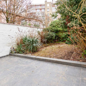 lovely terrace in a shared house for expats in Brussels