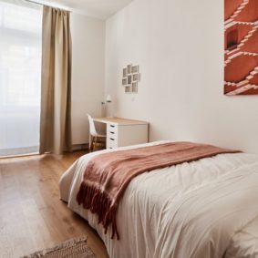room decorated with taste in a cohousing place for expats in Brussels