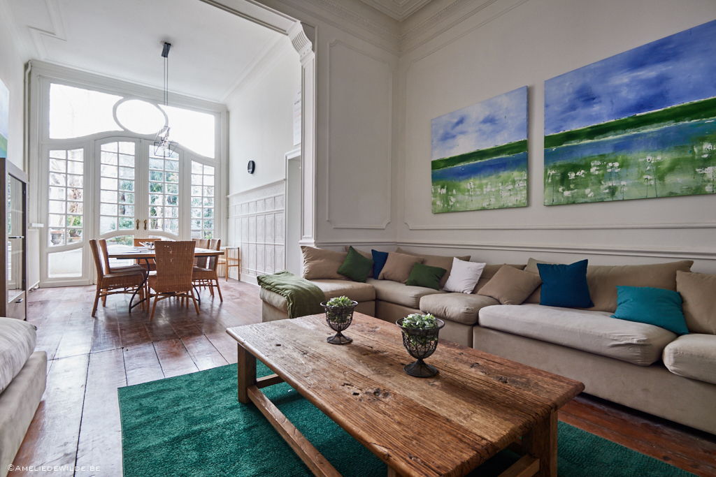 living room designed with taste in a shared house for young internationals in Brussels