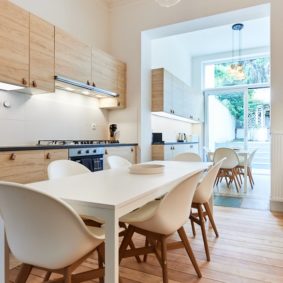 Fully-furnished kitchen for a shared space in Brussels with young expats