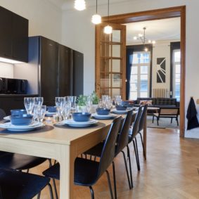 Fully-furnished kitchen for a shared space in Brussels Ixelles with young expats
