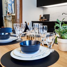 large kitchen for an international community in a shared house in the center of Brussels to share meals and diners together