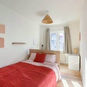 Sunny room with garden view in a beautiful co-living house located in Brussels for young workers
