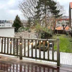 Nice garden with a terrace and a barbecue for young international workers