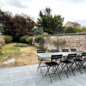 Big garden with terrace, barbecue and furniture for a community of 8 expats near the center of Brussels