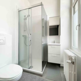 Private bathroom with shower and toilet in spacious coliving in Brussels