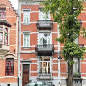 Fully renovated house close to the EU Quarter