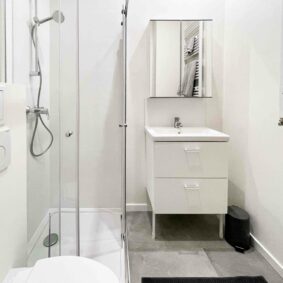 All white bathroom at ShareHomeBrussels cohousing near Josaphat Park