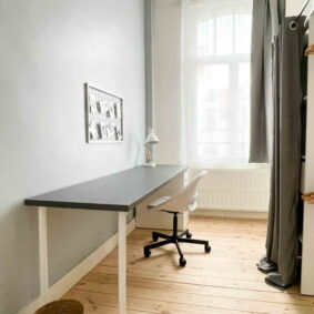 Working space in ShareHomeBrussels coliving property in Woluwe